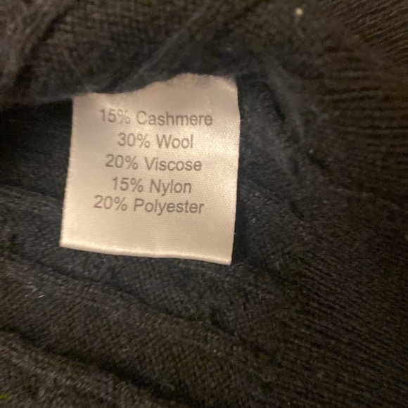 Kallspin Vest Cashmere MEDIUM - Picture 5 of 6